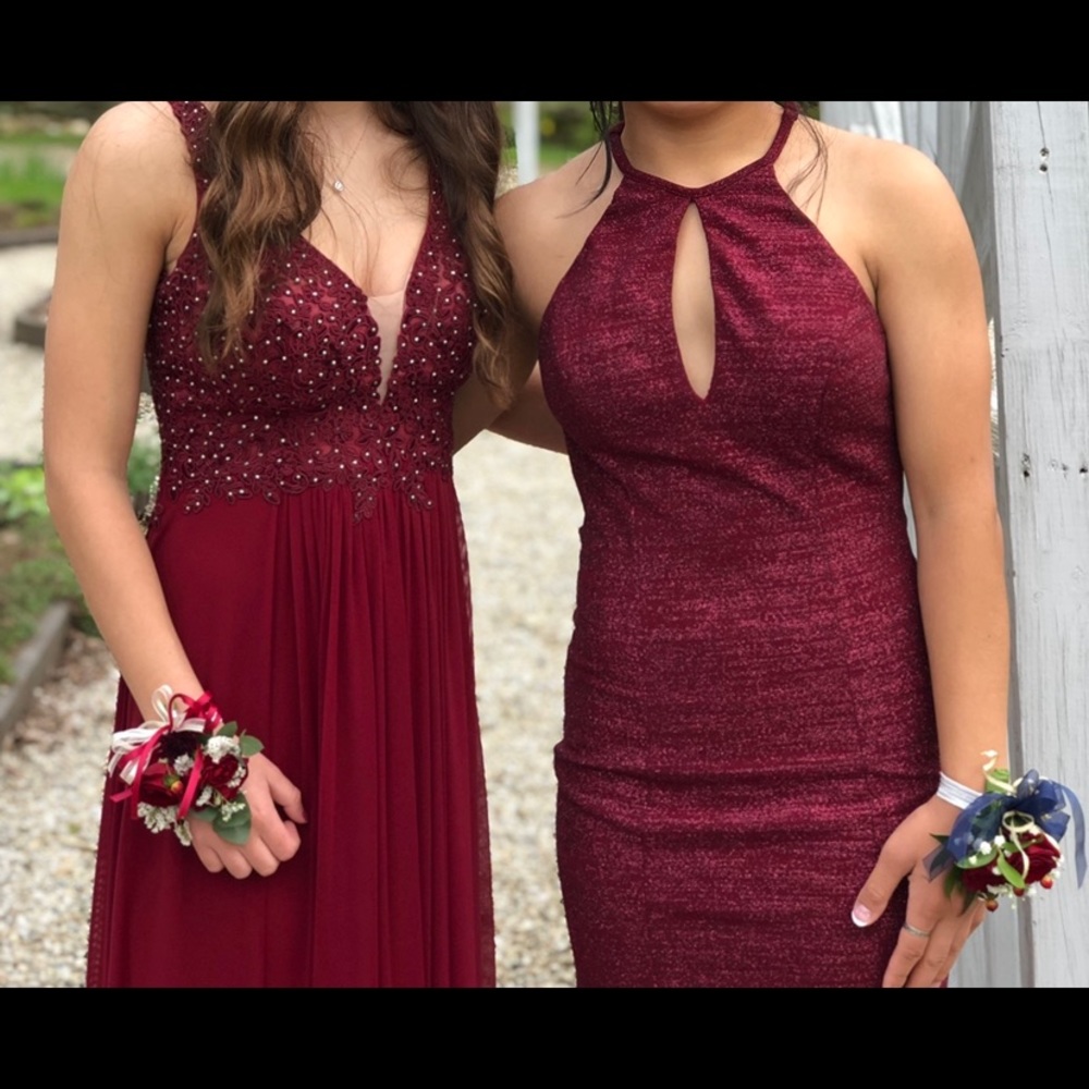 Betsy & Adam Macy’s burgundy prom dress (4P) - Picture 2 of 6